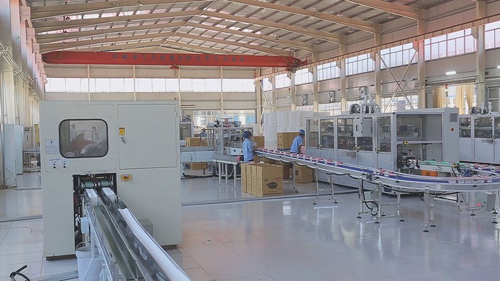 生產(chǎn)車(chē)間12